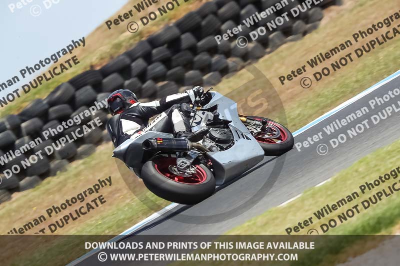 07th to 9th January 2019;Phillip Island;event digital images;motorbikes;no limits;peter wileman photography;trackday;trackday digital images