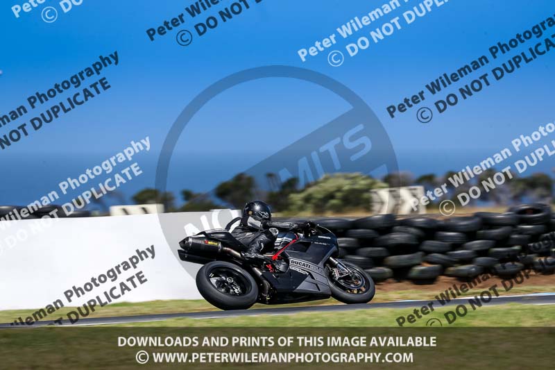 07th to 9th January 2019;Phillip Island;event digital images;motorbikes;no limits;peter wileman photography;trackday;trackday digital images