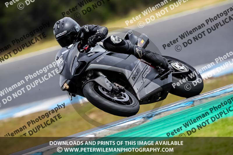 07th to 9th January 2019;Phillip Island;event digital images;motorbikes;no limits;peter wileman photography;trackday;trackday digital images