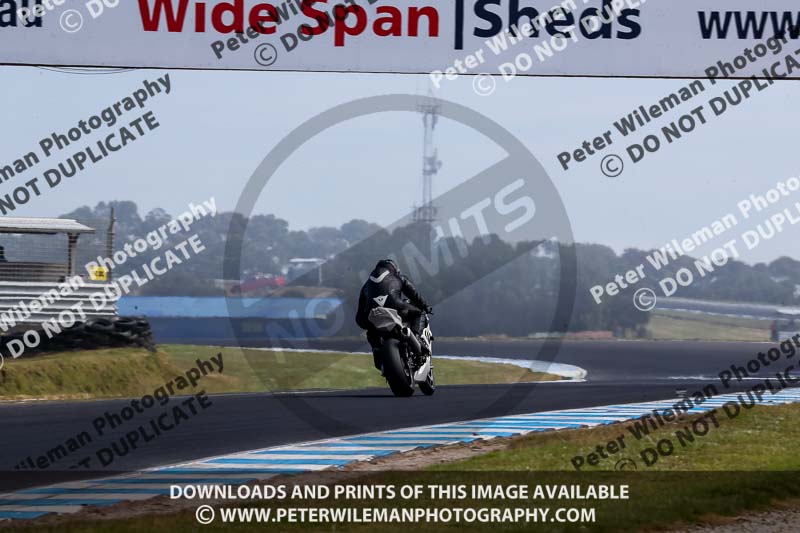 07th to 9th January 2019;Phillip Island;event digital images;motorbikes;no limits;peter wileman photography;trackday;trackday digital images