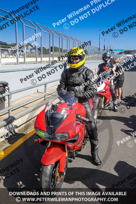 07th to 9th January 2019;Phillip Island;event digital images;motorbikes;no limits;peter wileman photography;trackday;trackday digital images