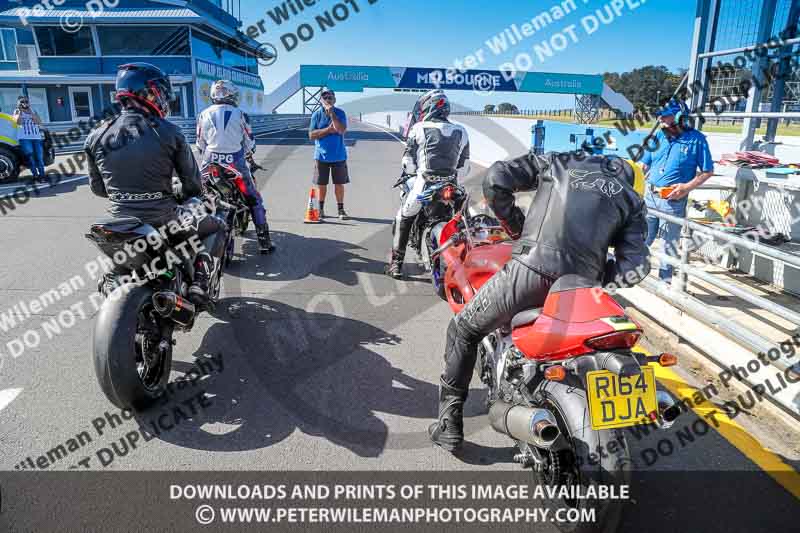 07th to 9th January 2019;Phillip Island;event digital images;motorbikes;no limits;peter wileman photography;trackday;trackday digital images