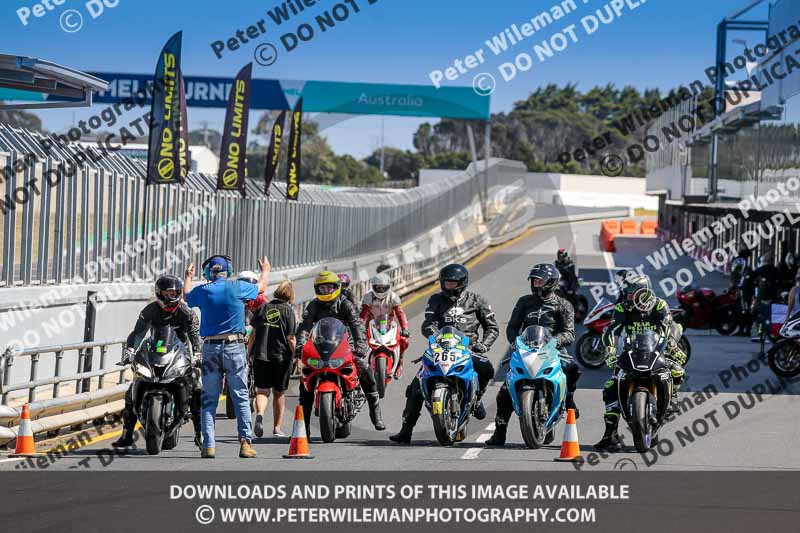 07th to 9th January 2019;Phillip Island;event digital images;motorbikes;no limits;peter wileman photography;trackday;trackday digital images
