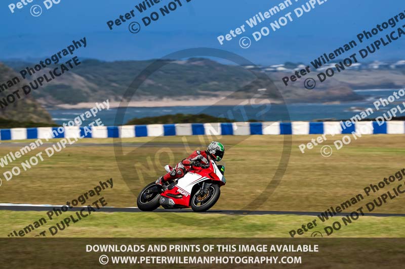 07th to 9th January 2019;Phillip Island;event digital images;motorbikes;no limits;peter wileman photography;trackday;trackday digital images