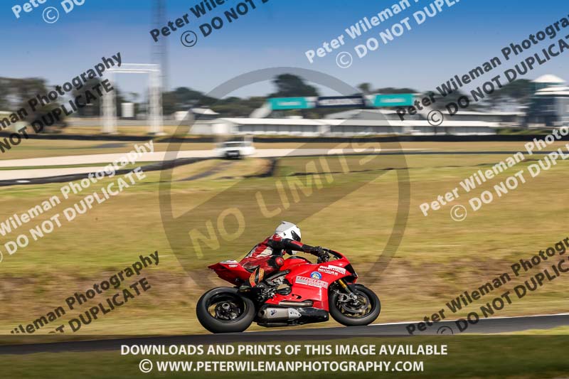 07th to 9th January 2019;Phillip Island;event digital images;motorbikes;no limits;peter wileman photography;trackday;trackday digital images