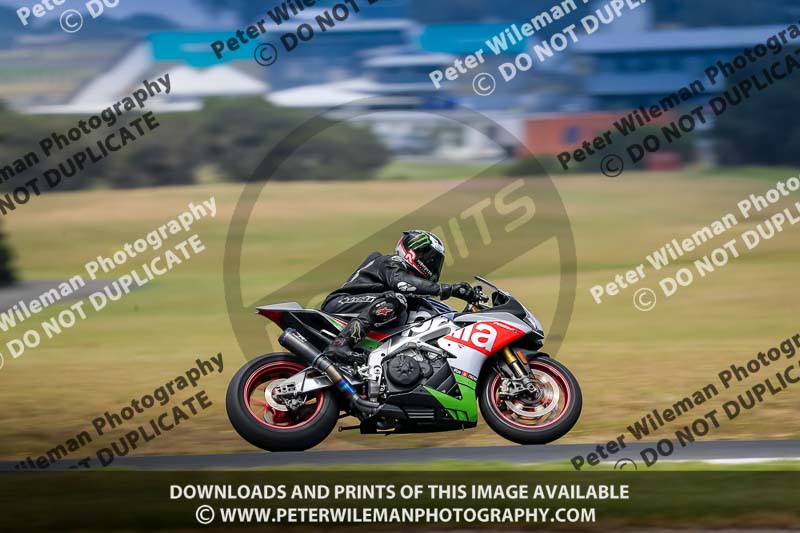 07th to 9th January 2019;Phillip Island;event digital images;motorbikes;no limits;peter wileman photography;trackday;trackday digital images