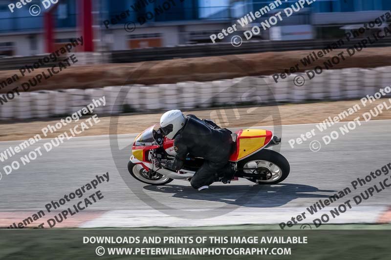 cadwell no limits trackday;cadwell park;cadwell park photographs;cadwell trackday photographs;enduro digital images;event digital images;eventdigitalimages;no limits trackdays;peter wileman photography;racing digital images;trackday digital images;trackday photos