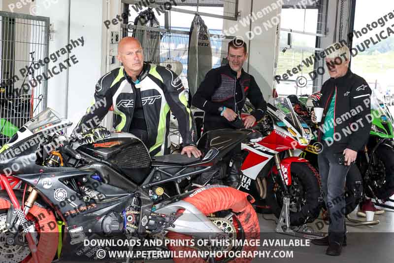 estoril;event digital images;motorbikes;no limits;peter wileman photography;portugal;trackday;trackday digital images