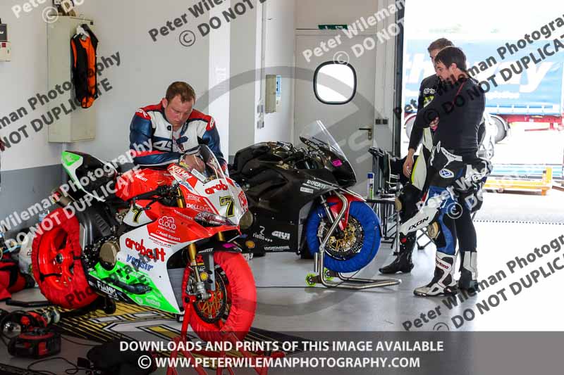 estoril;event digital images;motorbikes;no limits;peter wileman photography;portugal;trackday;trackday digital images