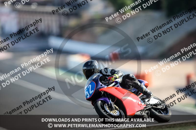 cadwell no limits trackday;cadwell park;cadwell park photographs;cadwell trackday photographs;enduro digital images;event digital images;eventdigitalimages;no limits trackdays;peter wileman photography;racing digital images;trackday digital images;trackday photos