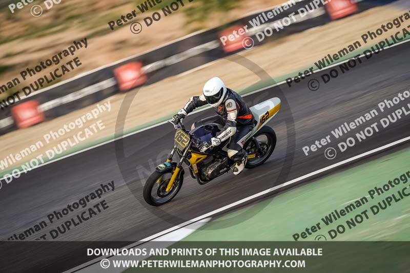 cadwell no limits trackday;cadwell park;cadwell park photographs;cadwell trackday photographs;enduro digital images;event digital images;eventdigitalimages;no limits trackdays;peter wileman photography;racing digital images;trackday digital images;trackday photos