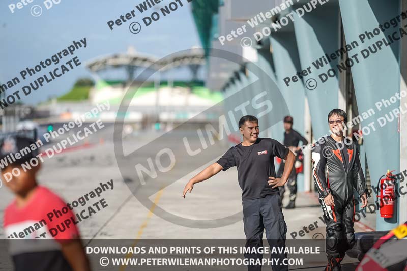 Sepang;event digital images;motorbikes;no limits;peter wileman photography;trackday;trackday digital images