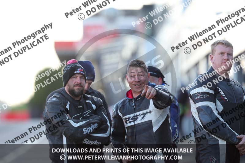 donington no limits trackday;donington park photographs;donington trackday photographs;no limits trackdays;peter wileman photography;trackday digital images;trackday photos