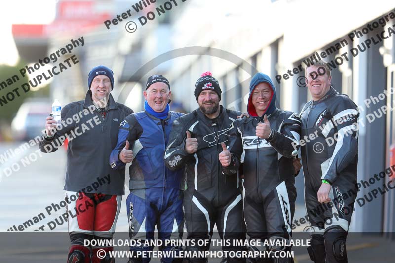 donington no limits trackday;donington park photographs;donington trackday photographs;no limits trackdays;peter wileman photography;trackday digital images;trackday photos