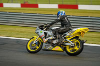 Evening_Low_Mid_Group_Silver_Grey_Bikes