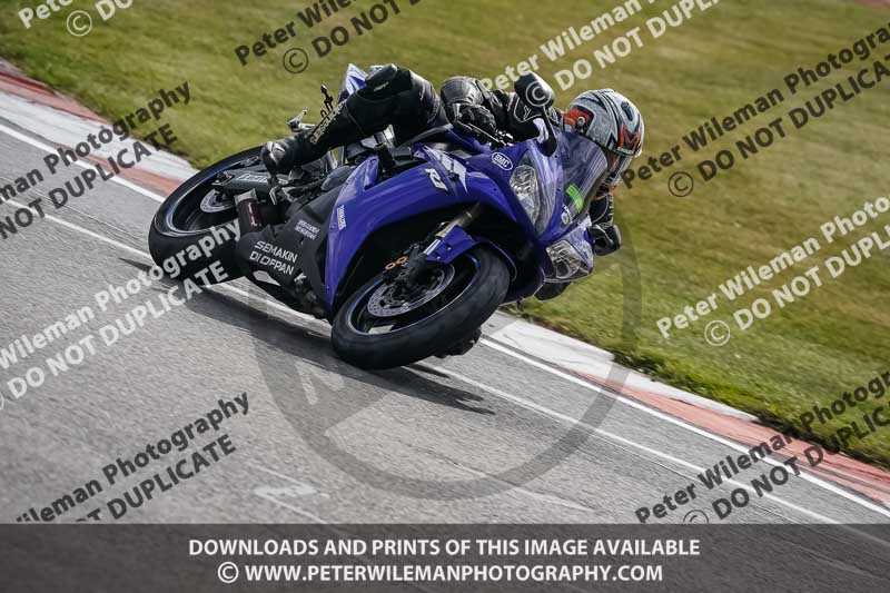 donington no limits trackday;donington park photographs;donington trackday photographs;no limits trackdays;peter wileman photography;trackday digital images;trackday photos