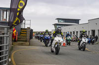 Middle_Group_White_Bikes