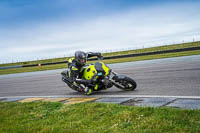 Middle_Group_Yellow_Bikes