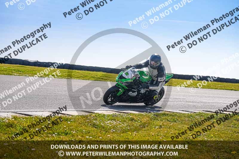 anglesey no limits trackday;anglesey photographs;anglesey trackday photographs;enduro digital images;event digital images;eventdigitalimages;no limits trackdays;peter wileman photography;racing digital images;trac mon;trackday digital images;trackday photos;ty croes