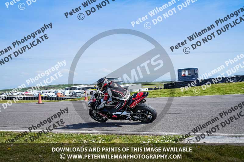 anglesey no limits trackday;anglesey photographs;anglesey trackday photographs;enduro digital images;event digital images;eventdigitalimages;no limits trackdays;peter wileman photography;racing digital images;trac mon;trackday digital images;trackday photos;ty croes