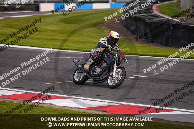 donington no limits trackday;donington park photographs;donington trackday photographs;no limits trackdays;peter wileman photography;trackday digital images;trackday photos