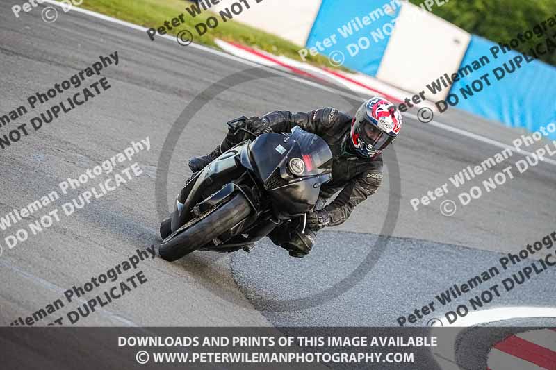 donington no limits trackday;donington park photographs;donington trackday photographs;no limits trackdays;peter wileman photography;trackday digital images;trackday photos