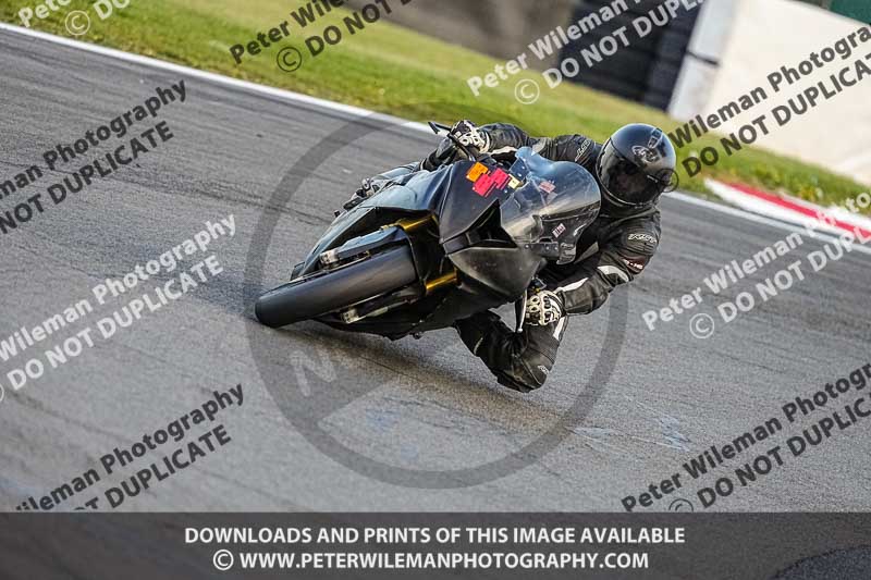 donington no limits trackday;donington park photographs;donington trackday photographs;no limits trackdays;peter wileman photography;trackday digital images;trackday photos