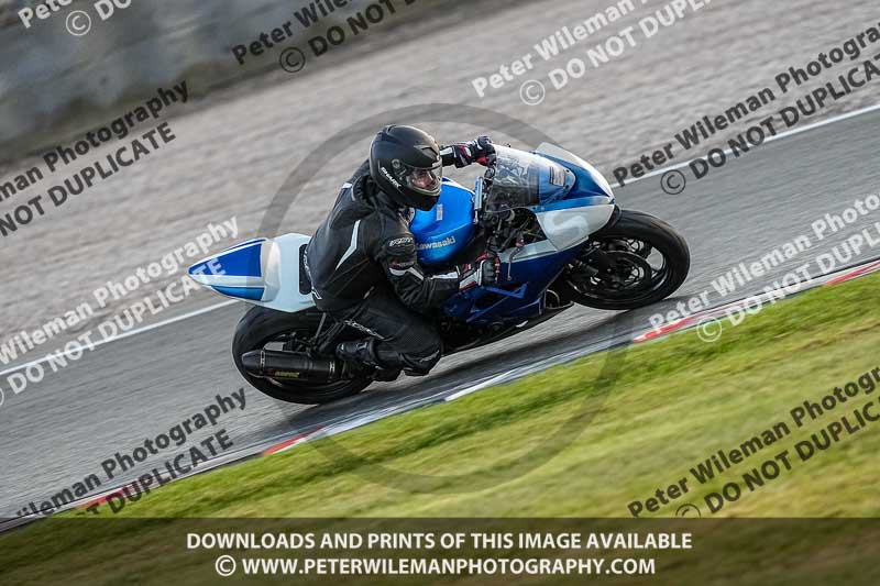 donington no limits trackday;donington park photographs;donington trackday photographs;no limits trackdays;peter wileman photography;trackday digital images;trackday photos