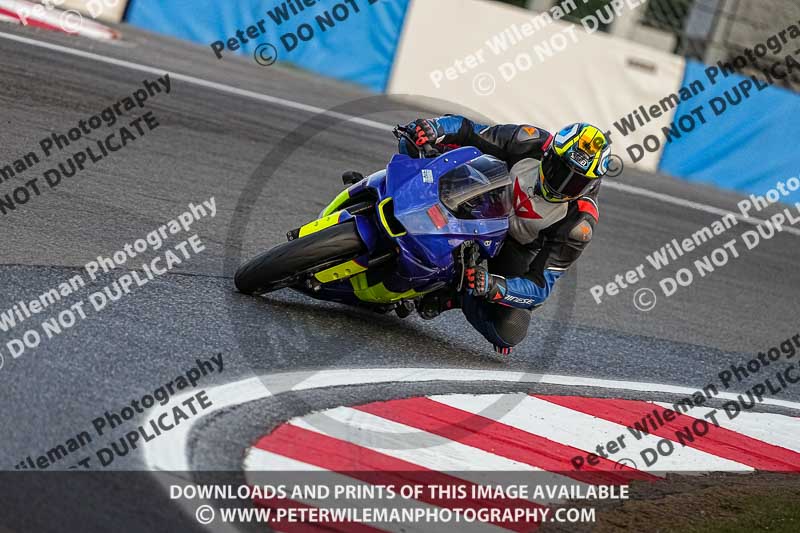 donington no limits trackday;donington park photographs;donington trackday photographs;no limits trackdays;peter wileman photography;trackday digital images;trackday photos