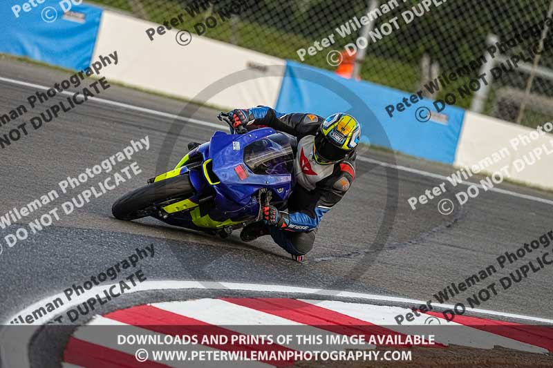 donington no limits trackday;donington park photographs;donington trackday photographs;no limits trackdays;peter wileman photography;trackday digital images;trackday photos