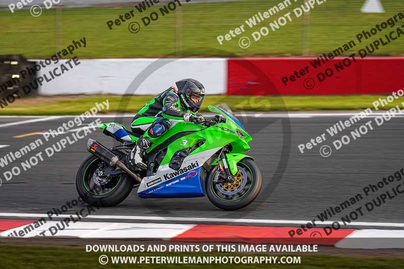 donington no limits trackday;donington park photographs;donington trackday photographs;no limits trackdays;peter wileman photography;trackday digital images;trackday photos