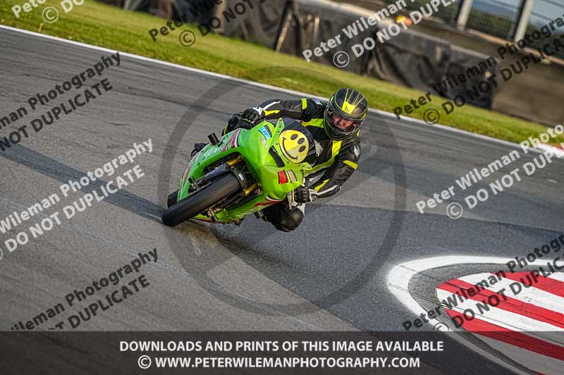 donington no limits trackday;donington park photographs;donington trackday photographs;no limits trackdays;peter wileman photography;trackday digital images;trackday photos