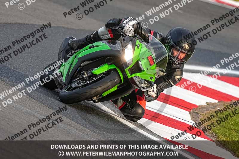 donington no limits trackday;donington park photographs;donington trackday photographs;no limits trackdays;peter wileman photography;trackday digital images;trackday photos