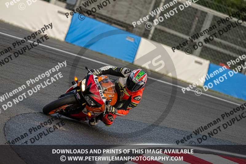 donington no limits trackday;donington park photographs;donington trackday photographs;no limits trackdays;peter wileman photography;trackday digital images;trackday photos