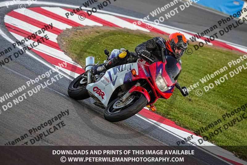 donington no limits trackday;donington park photographs;donington trackday photographs;no limits trackdays;peter wileman photography;trackday digital images;trackday photos