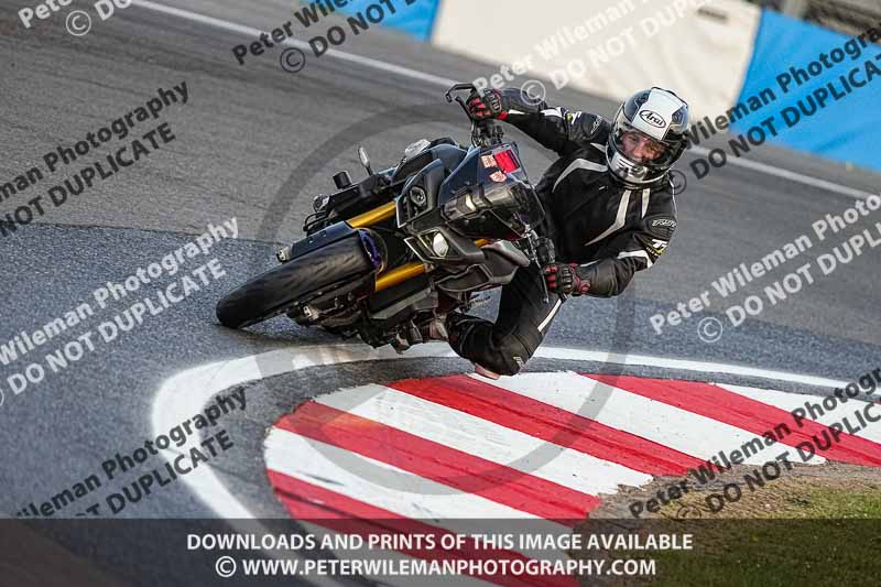 donington no limits trackday;donington park photographs;donington trackday photographs;no limits trackdays;peter wileman photography;trackday digital images;trackday photos
