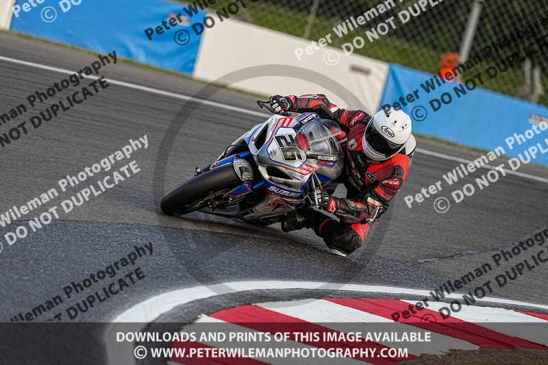 donington no limits trackday;donington park photographs;donington trackday photographs;no limits trackdays;peter wileman photography;trackday digital images;trackday photos