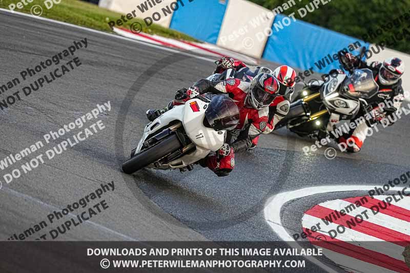 donington no limits trackday;donington park photographs;donington trackday photographs;no limits trackdays;peter wileman photography;trackday digital images;trackday photos