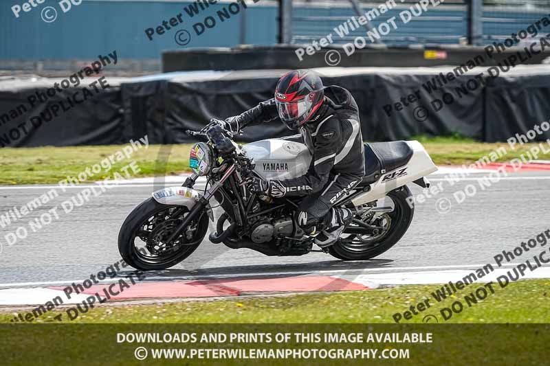 donington no limits trackday;donington park photographs;donington trackday photographs;no limits trackdays;peter wileman photography;trackday digital images;trackday photos