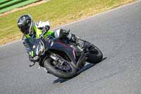 enduro-digital-images;event-digital-images;eventdigitalimages;mallory-park;mallory-park-photographs;mallory-park-trackday;mallory-park-trackday-photographs;no-limits-trackdays;peter-wileman-photography;racing-digital-images;trackday-digital-images;trackday-photos