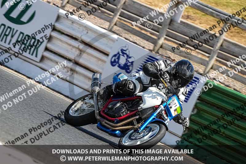 enduro digital images;event digital images;eventdigitalimages;mallory park;mallory park photographs;mallory park trackday;mallory park trackday photographs;no limits trackdays;peter wileman photography;racing digital images;trackday digital images;trackday photos