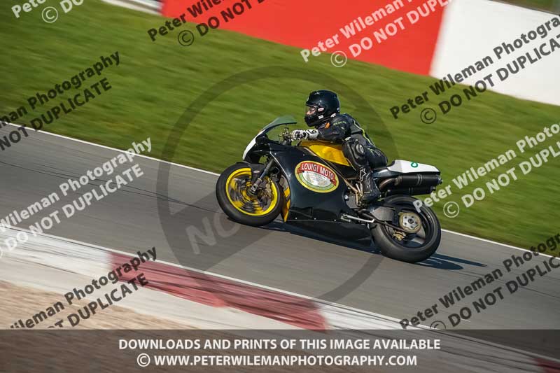 donington no limits trackday;donington park photographs;donington trackday photographs;no limits trackdays;peter wileman photography;trackday digital images;trackday photos