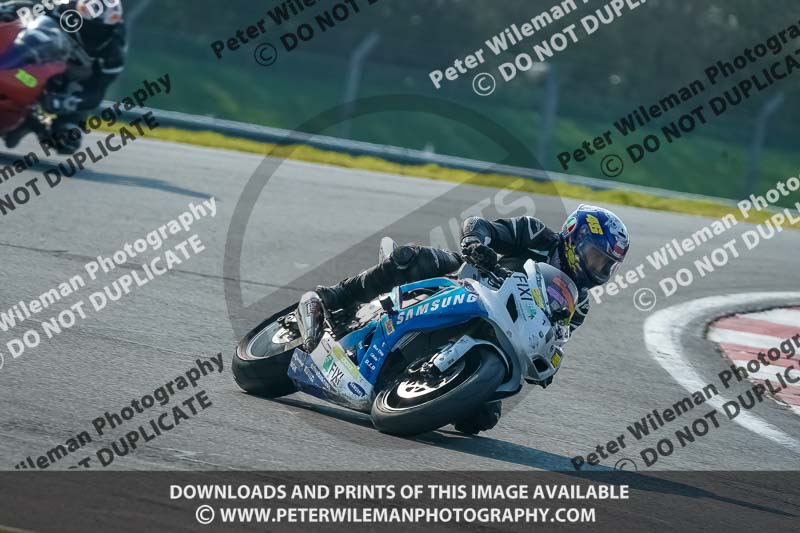 donington no limits trackday;donington park photographs;donington trackday photographs;no limits trackdays;peter wileman photography;trackday digital images;trackday photos