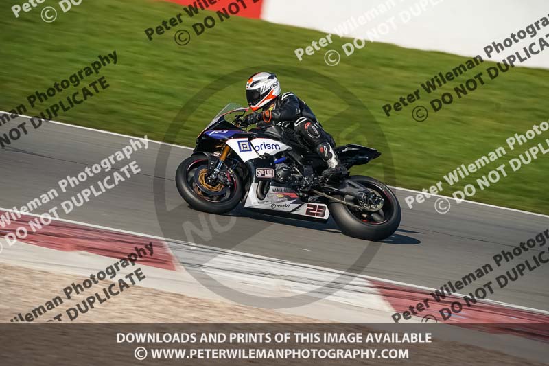 donington no limits trackday;donington park photographs;donington trackday photographs;no limits trackdays;peter wileman photography;trackday digital images;trackday photos