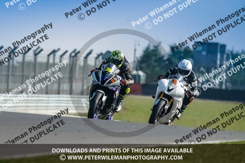 donington no limits trackday;donington park photographs;donington trackday photographs;no limits trackdays;peter wileman photography;trackday digital images;trackday photos