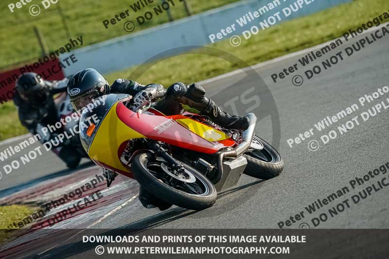 donington no limits trackday;donington park photographs;donington trackday photographs;no limits trackdays;peter wileman photography;trackday digital images;trackday photos