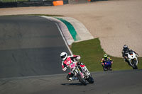 donington-no-limits-trackday;donington-park-photographs;donington-trackday-photographs;no-limits-trackdays;peter-wileman-photography;trackday-digital-images;trackday-photos