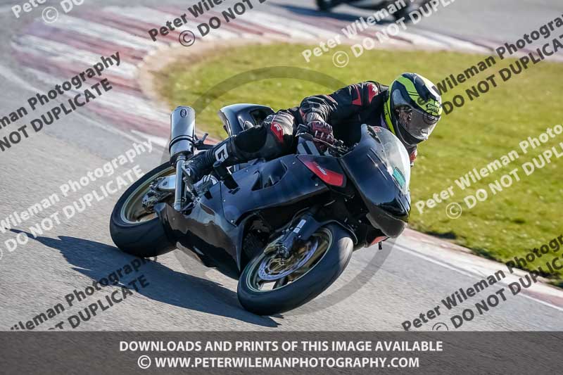 donington no limits trackday;donington park photographs;donington trackday photographs;no limits trackdays;peter wileman photography;trackday digital images;trackday photos