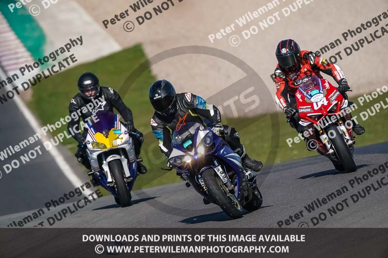 donington no limits trackday;donington park photographs;donington trackday photographs;no limits trackdays;peter wileman photography;trackday digital images;trackday photos