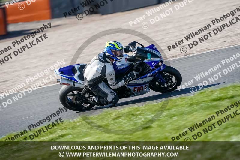 donington no limits trackday;donington park photographs;donington trackday photographs;no limits trackdays;peter wileman photography;trackday digital images;trackday photos